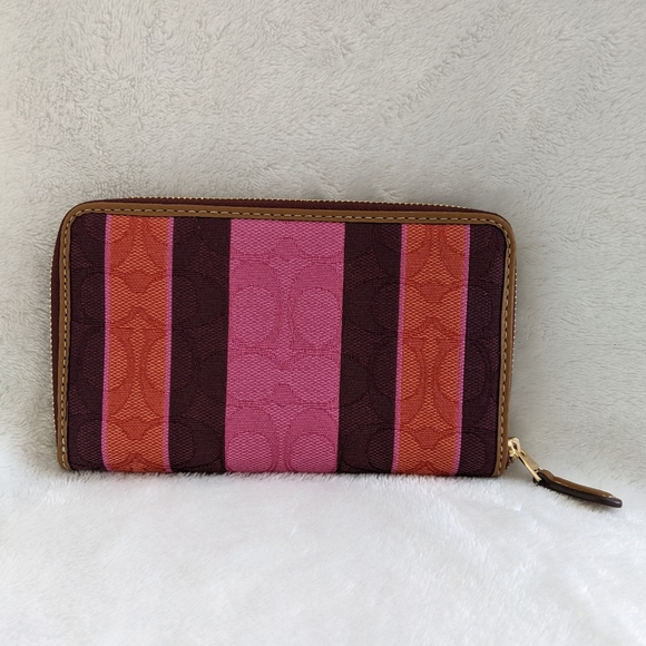 NWT COACH Signature Print Color-block Medium Zip-around Wallet - Picture 4 of 8